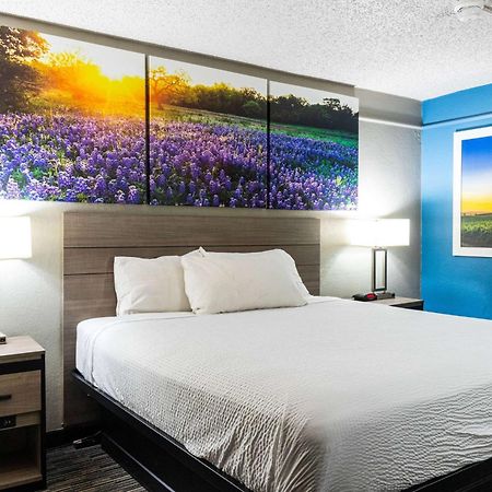 Days Inn By Wyndham N.W. Medical Center San Antonio Eksteriør bilde