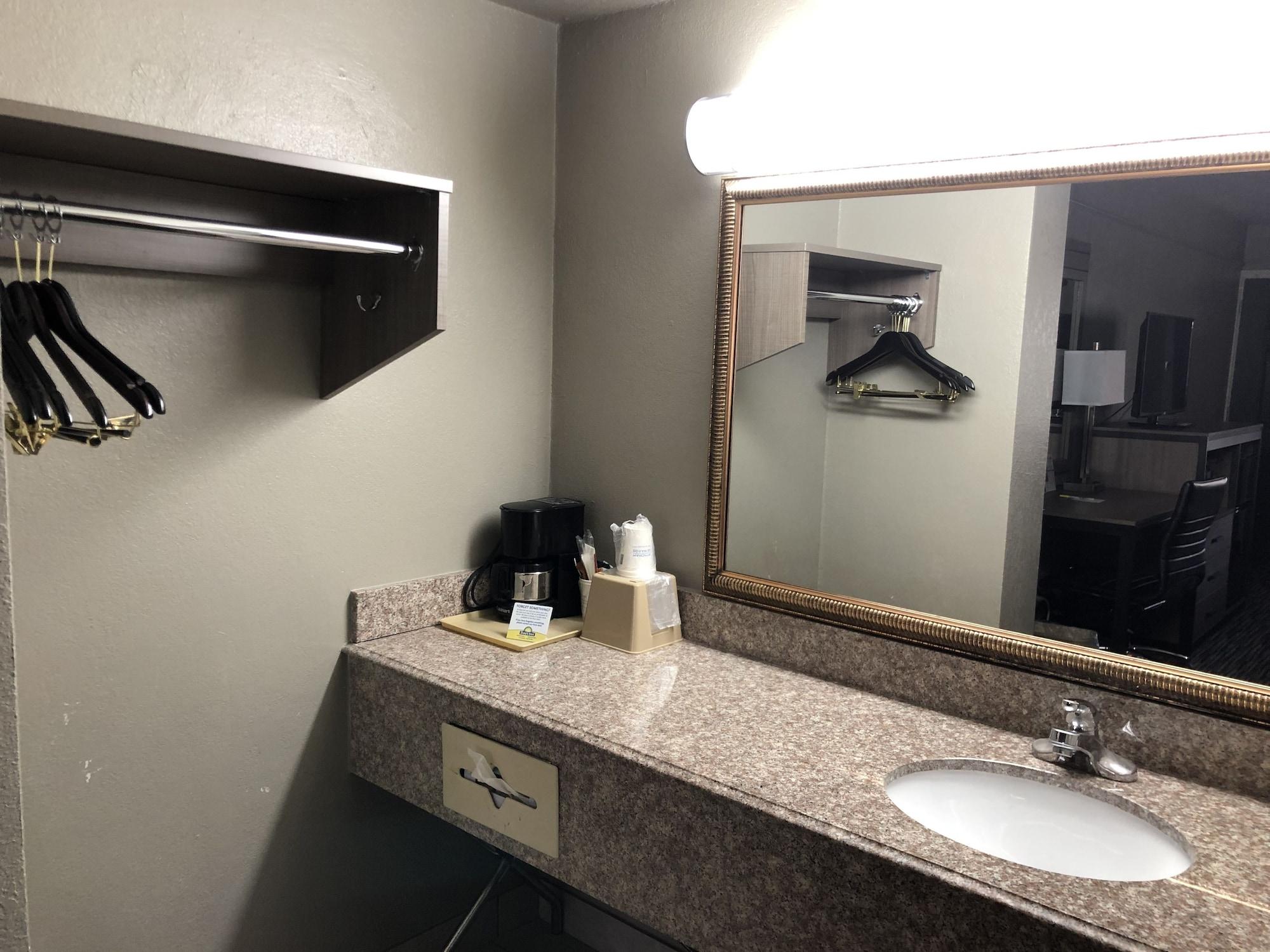 Days Inn By Wyndham N.W. Medical Center San Antonio Eksteriør bilde