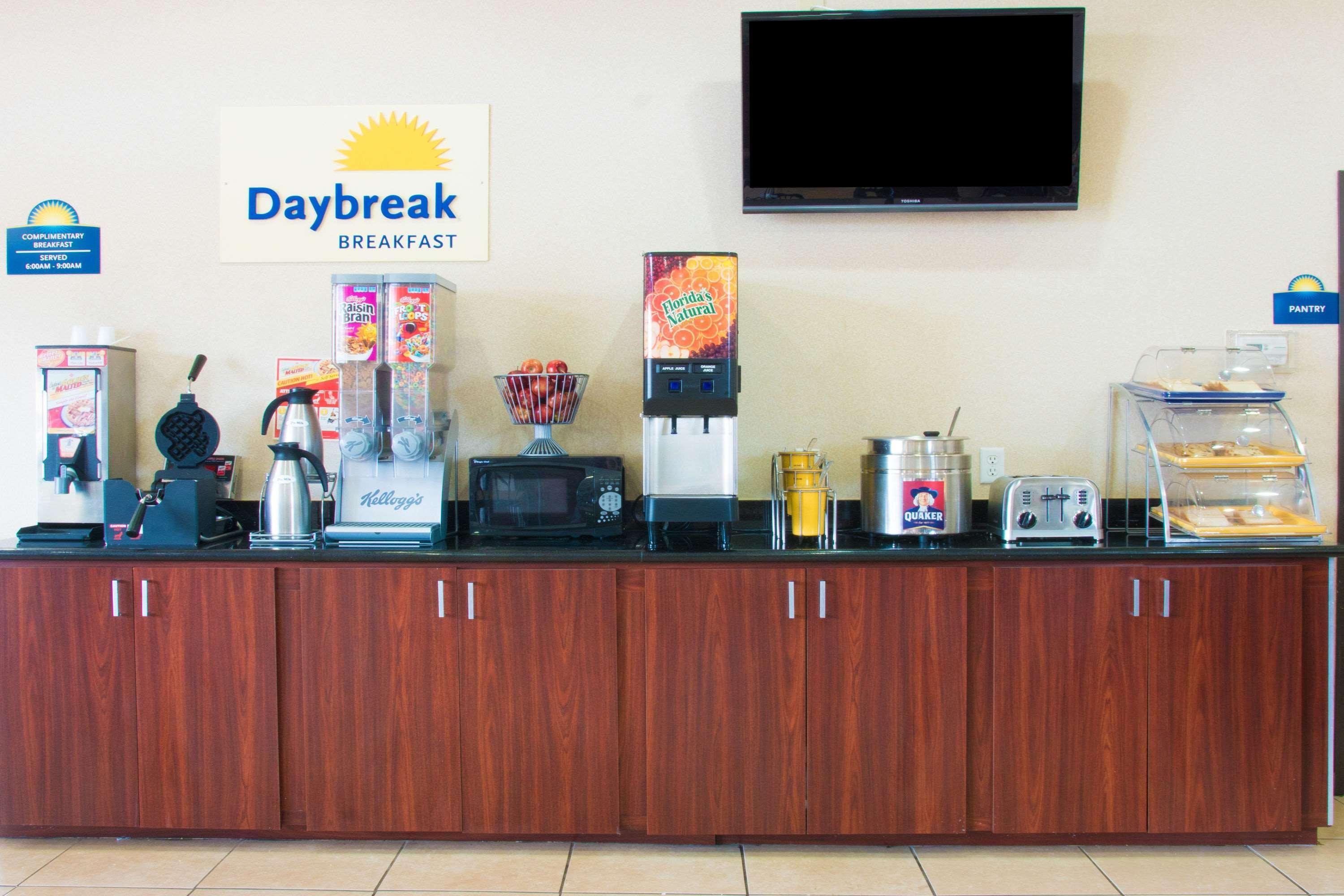 Days Inn By Wyndham N.W. Medical Center San Antonio Eksteriør bilde