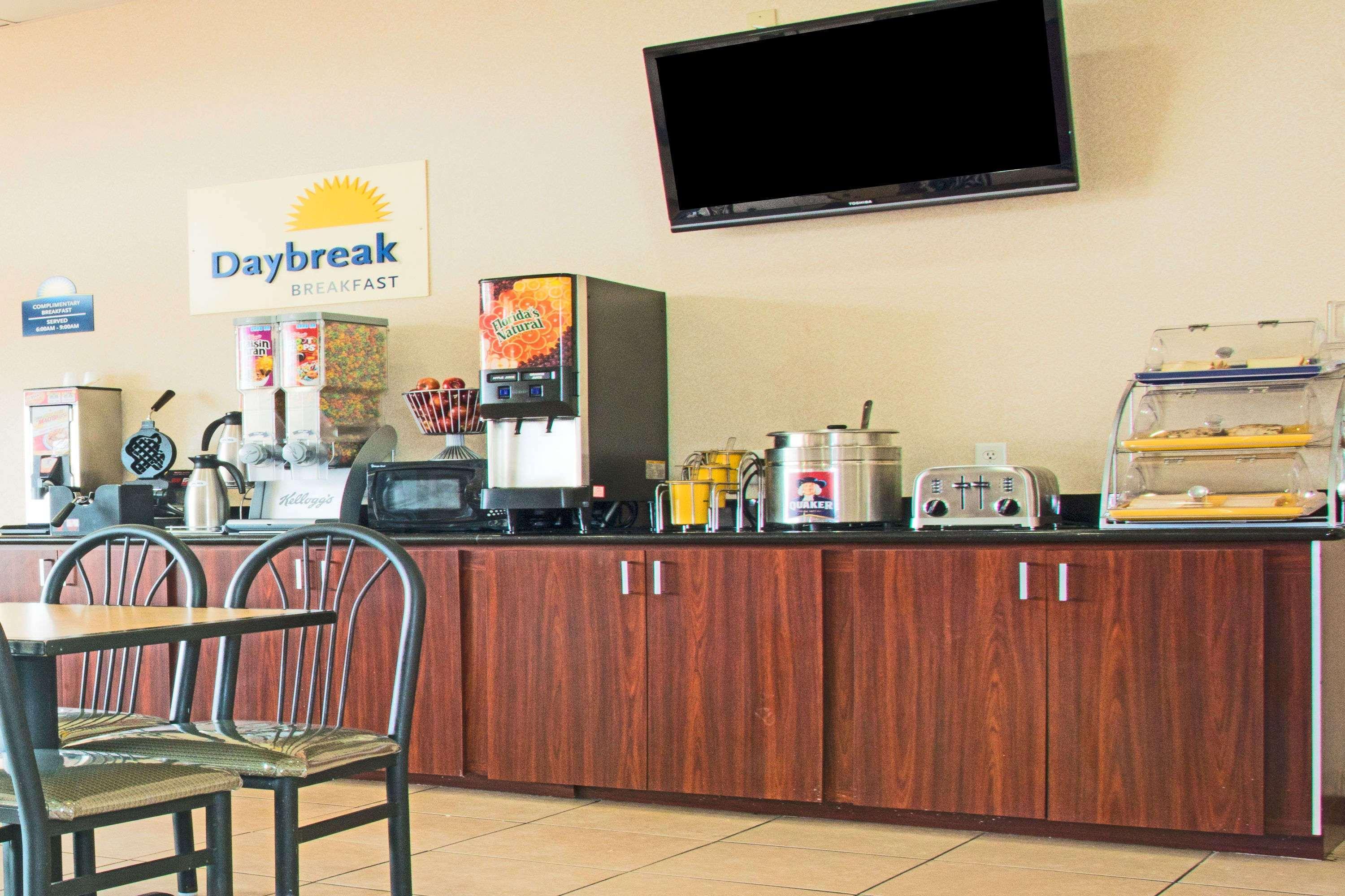 Days Inn By Wyndham N.W. Medical Center San Antonio Eksteriør bilde