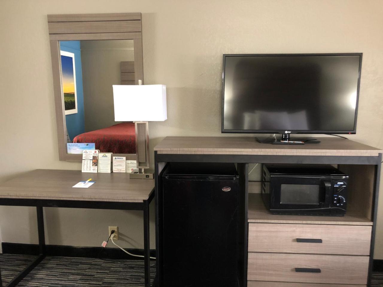 Days Inn By Wyndham N.W. Medical Center San Antonio Eksteriør bilde