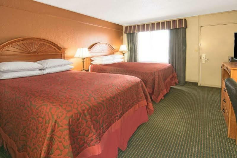 Days Inn By Wyndham N.W. Medical Center San Antonio Eksteriør bilde